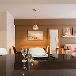 Trendy Host MID, Miraflores